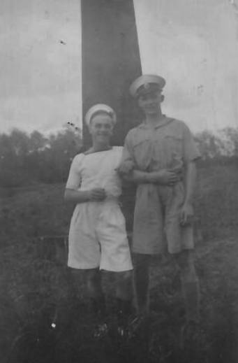 P/JX160843 Robert William James, died in HMDML1057 13 October 1944 aged 21. (on the left)
